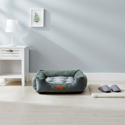Plush Comfort Pet Bed